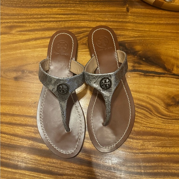 Tory Burch Thong - Picture 2 of 4